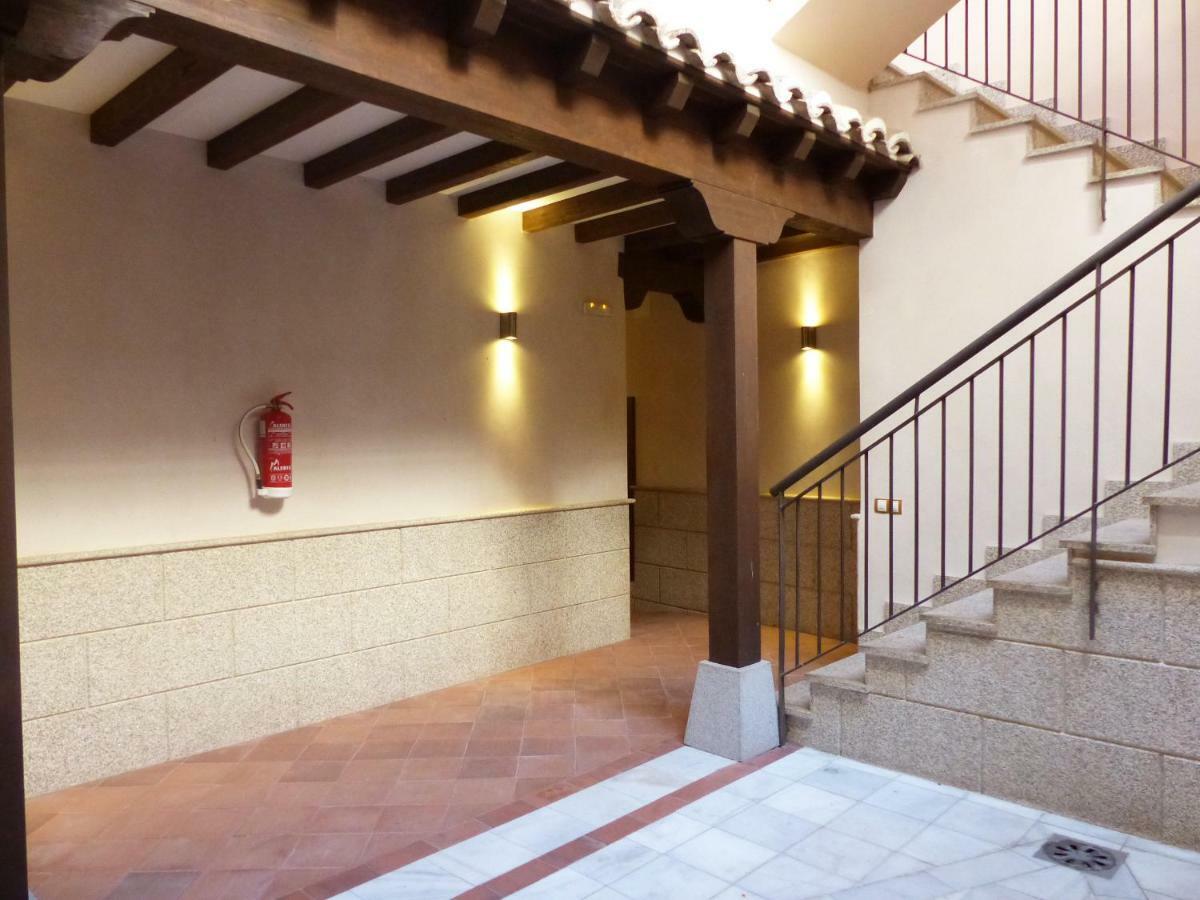 Apartamento B Con Garaje Privado トレド エクステリア 写真