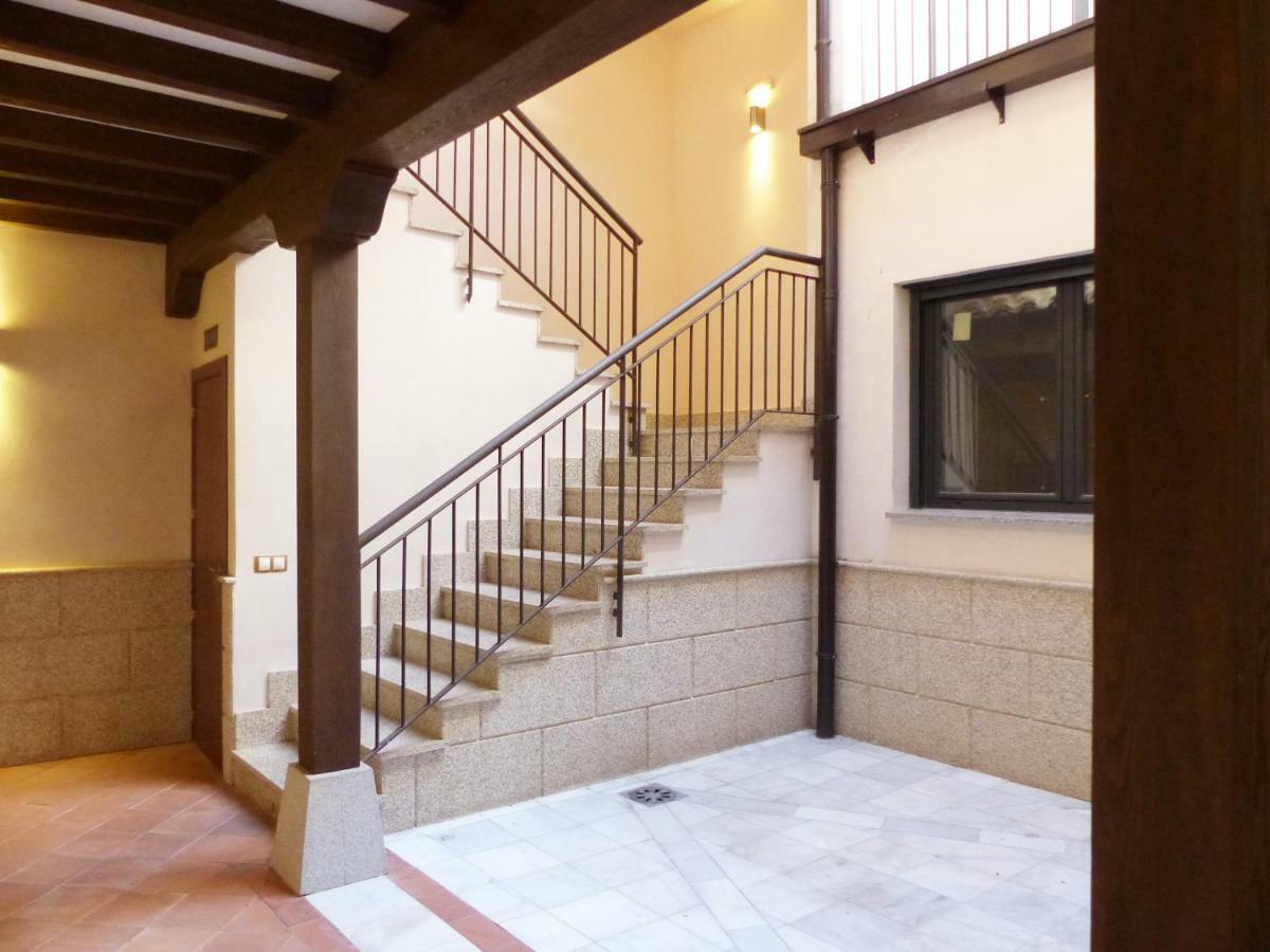 Apartamento B Con Garaje Privado トレド エクステリア 写真